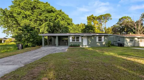 808 NW 24th St NW, Winter Haven, FL 33881