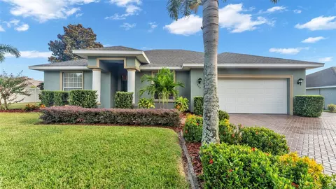 730 Country Walk Cv, Eagle Lake, FL 33839