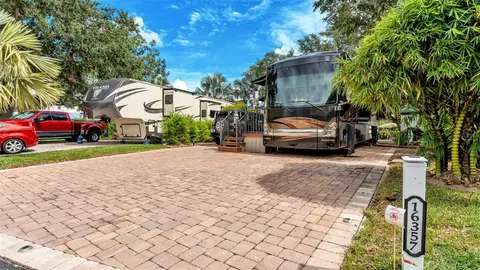 16357 Cherry Tree Ct, Clermont, FL 34714 photo 5