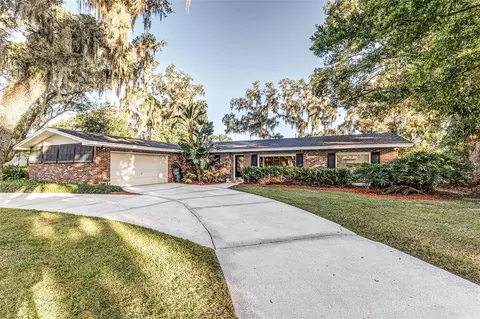 528 Laurel Ln, Lakeland, FL 33813