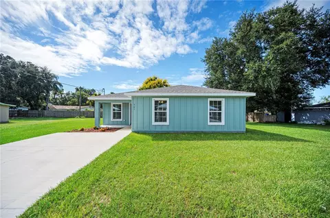 561 2nd St SW, Fort Meade, FL 33841