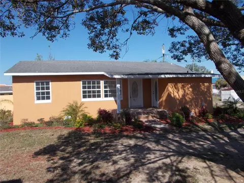 217 E Main St, Dundee, FL 33838