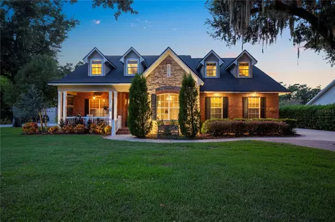 3214 Gardner Oaks Ln, Lakeland, FL 33810