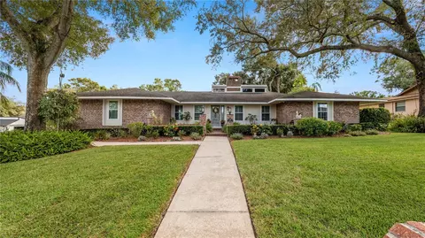 1129 Sugartree Ln N, Lakeland, FL 33813