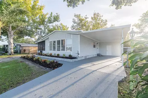 9031 Samaritan Ave, Polk City, FL 33868