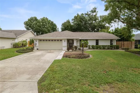 7411 Floral Cir E, Lakeland, FL 33810