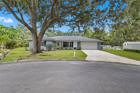 1731 Lagoon Ct, Lakeland, FL 33803