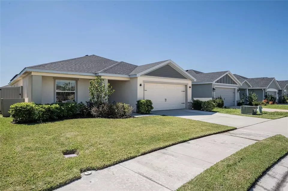 Exterior - 3227 Costello Cir, Winter Haven, FL 33884 photo 2 of 6