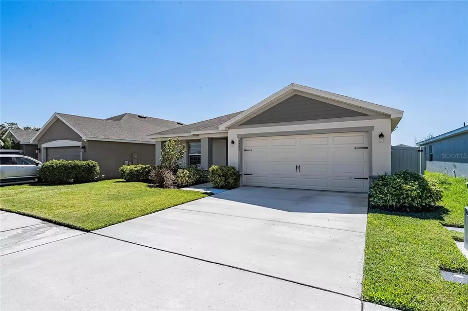 Exterior - 3227 Costello Cir, Winter Haven, FL 33884 photo 3 of 6