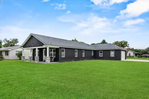 Exterior - 1790 E Georgia St, Bartow, FL 33830 photo 4 of 5