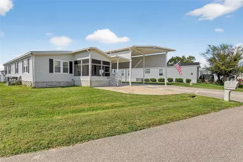 4945 Shore Line Dr, Polk City, FL 33868