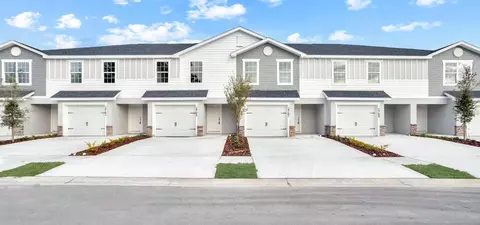 2752 Walden Town Cir, Plant City, FL 33566