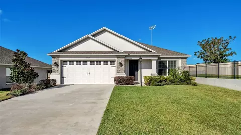6021 Eagle Pointe Dr, Lakeland, FL 33812