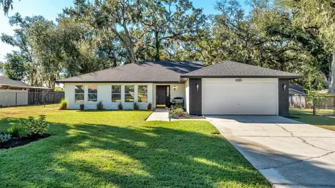 1020 Rustic Ln, Lakeland, FL 33811