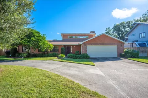 1122 Cypress Pt W, Winter Haven, FL 33884
