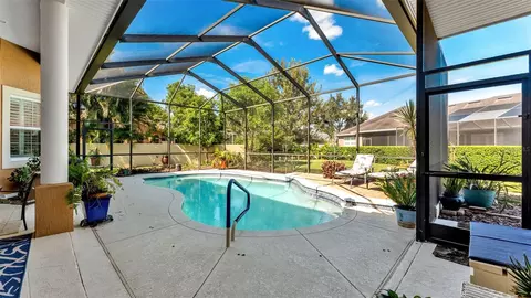 Exterior - 237 Mclean Pt, Winter Haven, FL 33884 photo 12 of 16