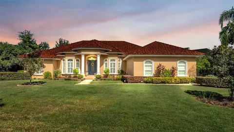 237 Mclean Pt, Winter Haven, FL 33884