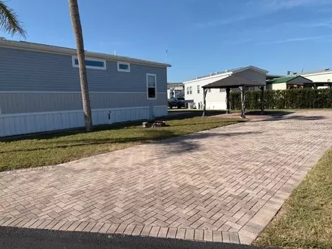 2445 Cypress St, Clermont, FL 34714