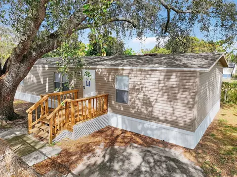 2434 Stanton St, Auburndale, FL 33823