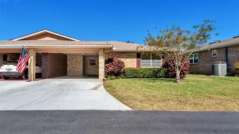 627 Lark Dr, Lakeland, FL 33813
