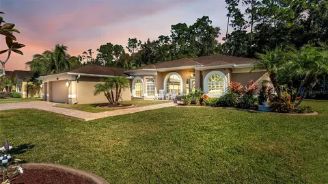 2565 Appaloosa Trl, Palm Harbor, FL 34685