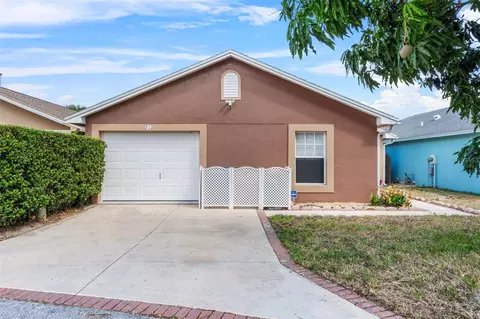 Exterior - 511 Marcia Loop, Winter Haven, FL 33884 photo 5 of 6