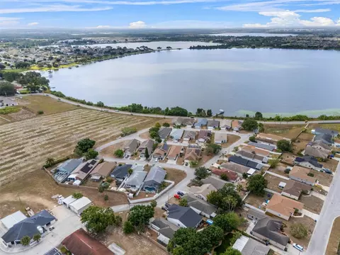 View/Area - 511 Marcia Loop, Winter Haven, FL 33884 photo 8 of 9