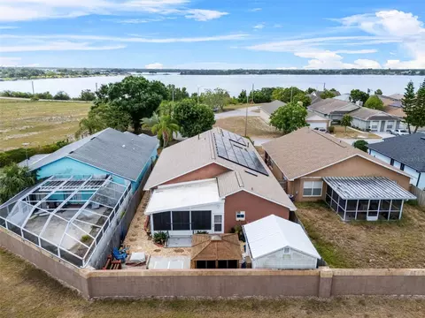View/Area - 511 Marcia Loop, Winter Haven, FL 33884 photo 2 of 9