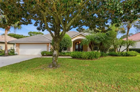 108 Lake Region Blvd N, Winter Haven, FL 33881