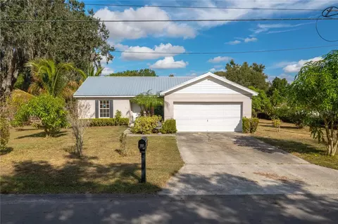 403 SE 3rd St, Fort Meade, FL 33841