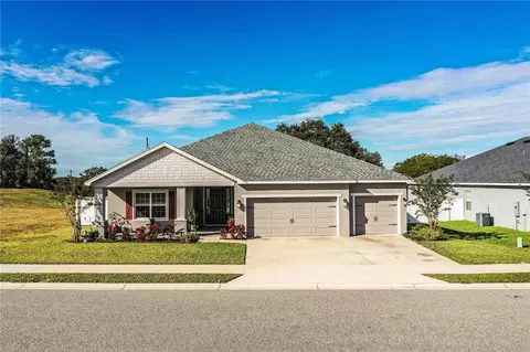 261 Walkers Point Dr, Auburndale, FL 33823