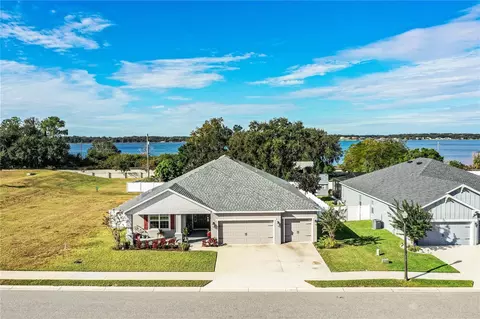 261 Walkers Point Dr, Auburndale, FL 33823