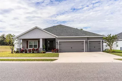 261 Walkers Point Dr, Auburndale, FL 33823