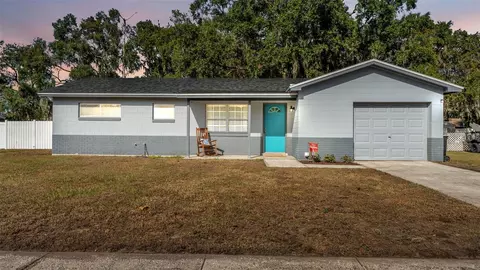5075 Misty Lake Dr, Mulberry, FL 33860