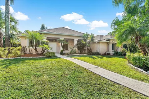 13200 Bridgewood Dr, West Palm Beach, FL 33418