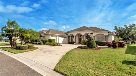 2767 Huntington Hills Dr, Lakeland, FL 33810