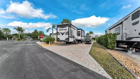 16404 Bay St, Clermont, FL 34714 photo 6