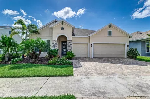 5330 Silver Sun Dr, Apollo Beach, FL 33572