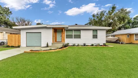 609 Lime St, Auburndale, FL 33823