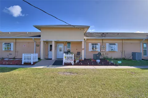 1205 Club Cir, Lakeshore, FL 33854