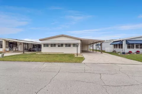 6667 Briarhill Dr NE, Winter Haven, FL 33881