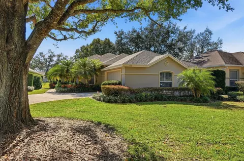 106 Jardin Ln, Winter Haven, FL 33884