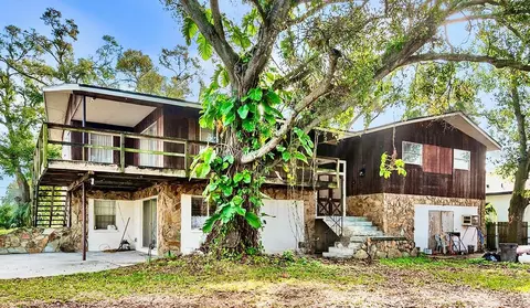 5296 66th Way N, Saint Petersburg, FL 33709