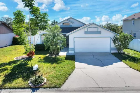 412 Emerald Cove Loop, Lakeland, FL 33813