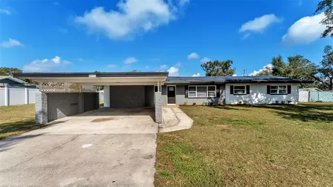 1599 Avenue E NE, Winter Haven, FL 33881