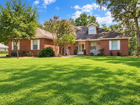 1345 Longoak Dr N, Lakeland, FL 33811