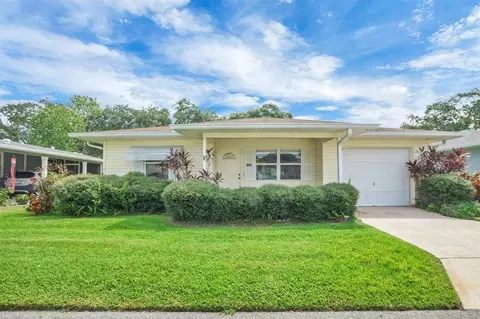 4938 Colonnades Cir E, Lakeland, FL 33811