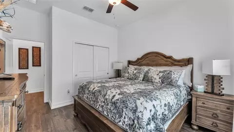Bedroom - 12897 Bergstrom Bay Dr, Riverview, FL 33579 photo 2 of 13