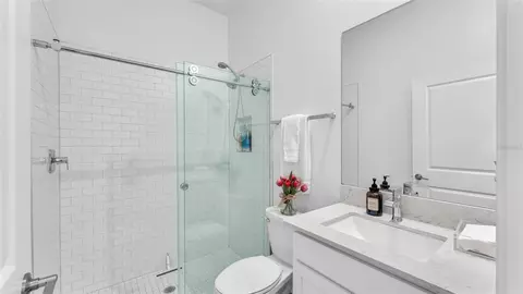 Bath - 12897 Bergstrom Bay Dr, Riverview, FL 33579 photo 1 of 10