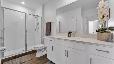 Bath - 12897 Bergstrom Bay Dr, Riverview, FL 33579 photo 8 of 10
